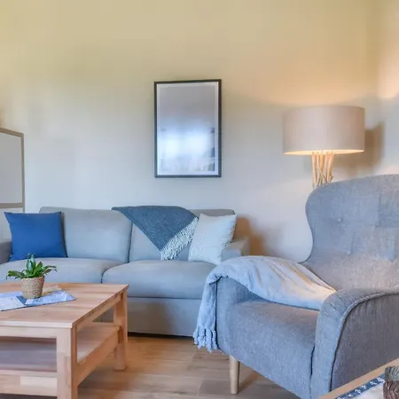 度假居 Vilmblick 34 Klein Stresow Ruegen By Ruyastay 普特布斯